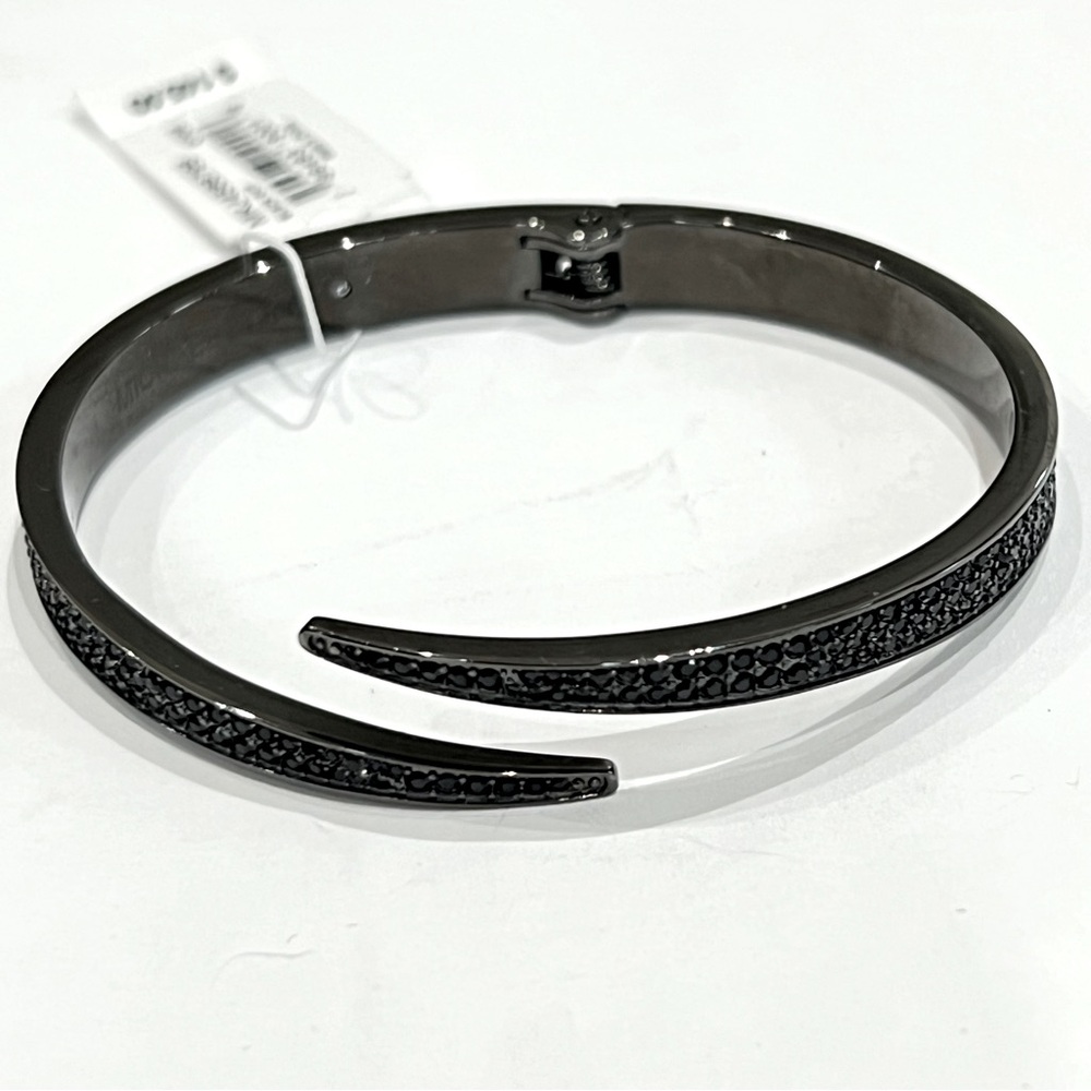 NWT Michael Kors “Black Out” Black Pave Encrusted Hinged Bangle - Picture 4 of 13